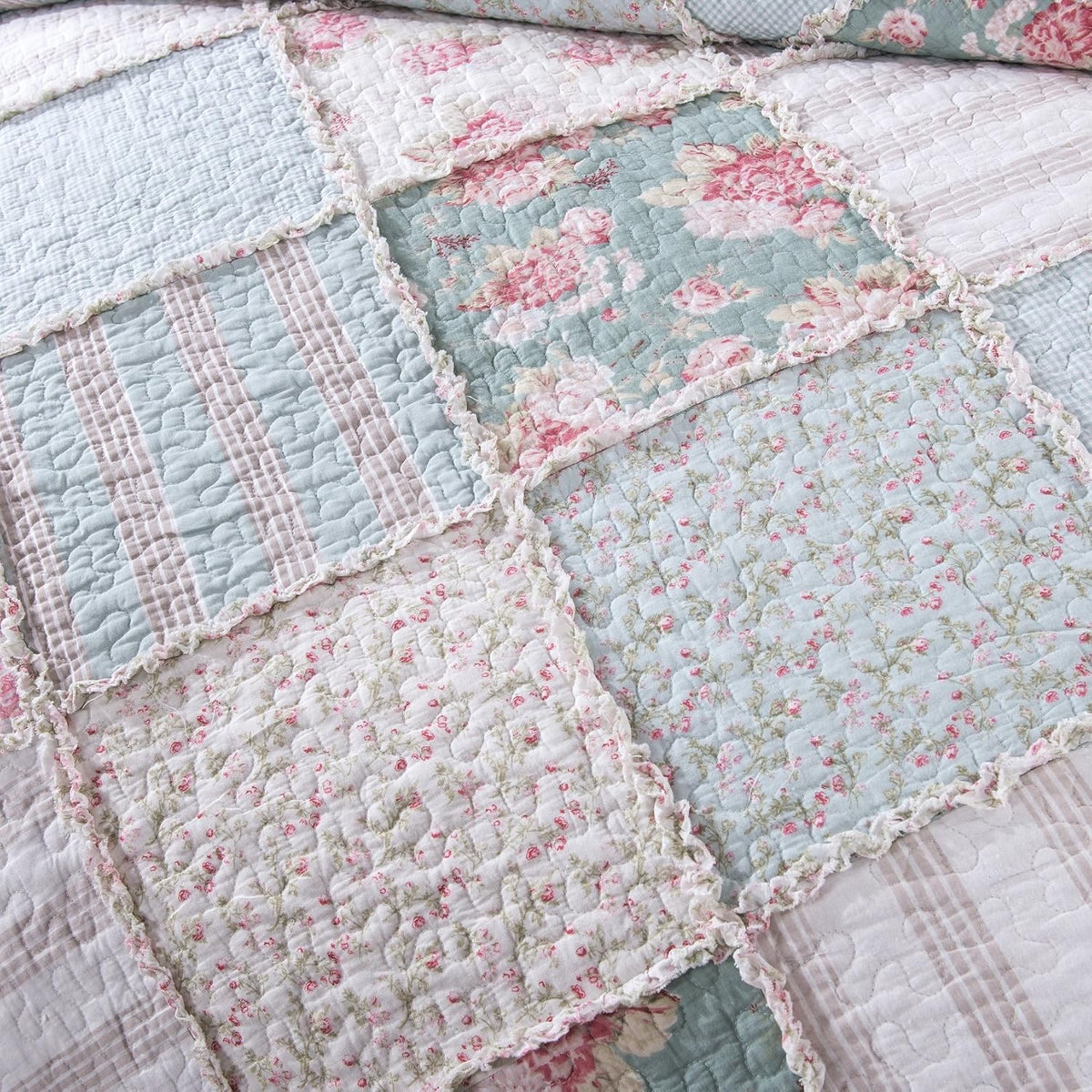 Cottage Patchwork Cotton Floral Bedspread Quilt Set Queen 3-Pieces Q24487