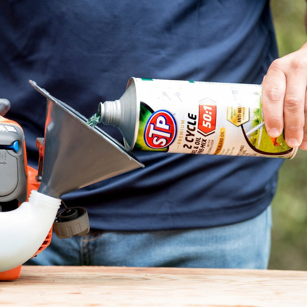 32 oz. 50:1 Premix Fuel/Oil R669