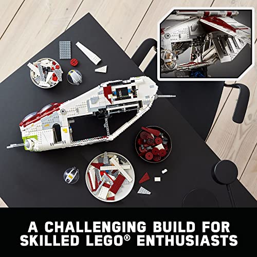Republic Gunship 75309 UCS Display Model Building Kit C105964