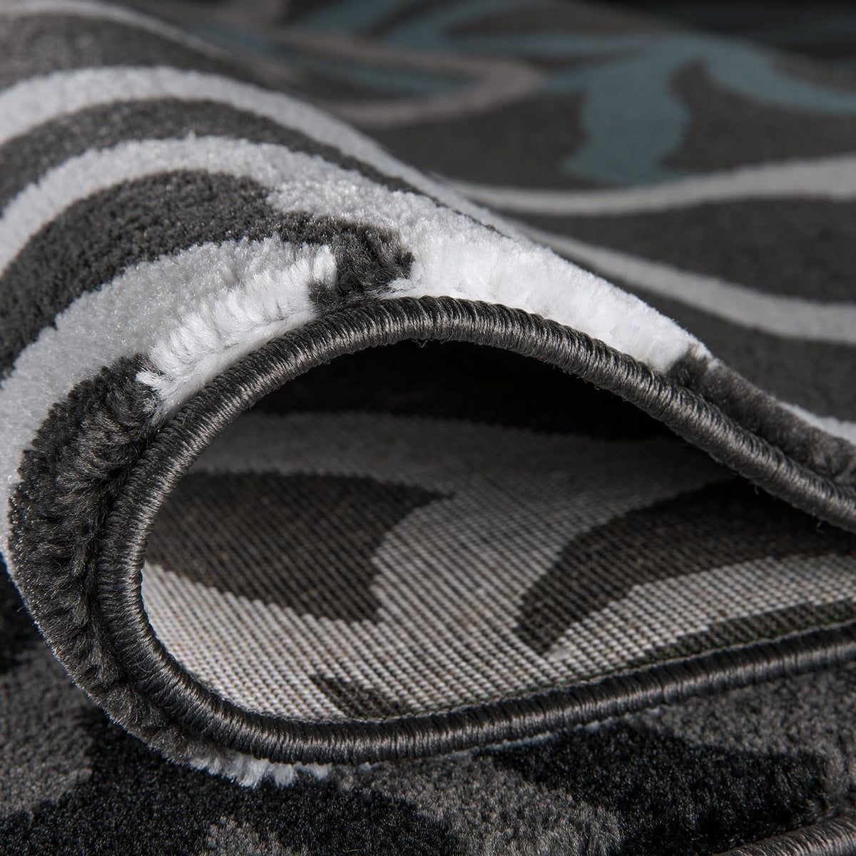 Gray Floral Abstract Area Rug 5' 3" X 7' 3" N4558