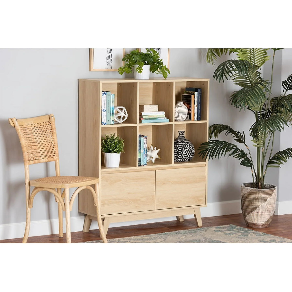 Oak Brown Finished Wood Bookshelf M571
