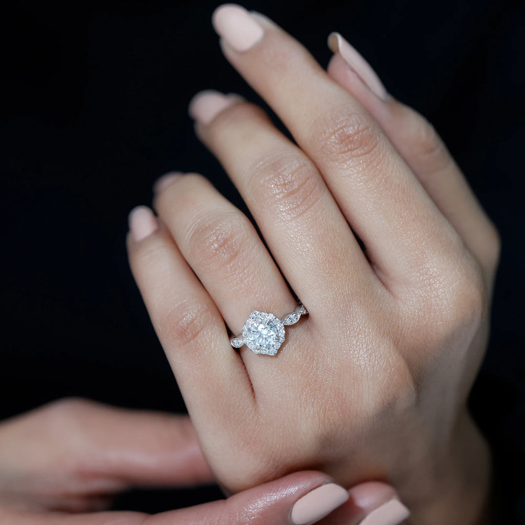 Moissanite Halo Engagement Ring, 925 Sterling Silver, US 4.50 F905579
