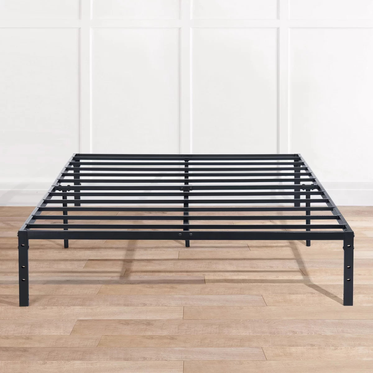 Queen Size Black Metal Slat Bed Frame Y81659