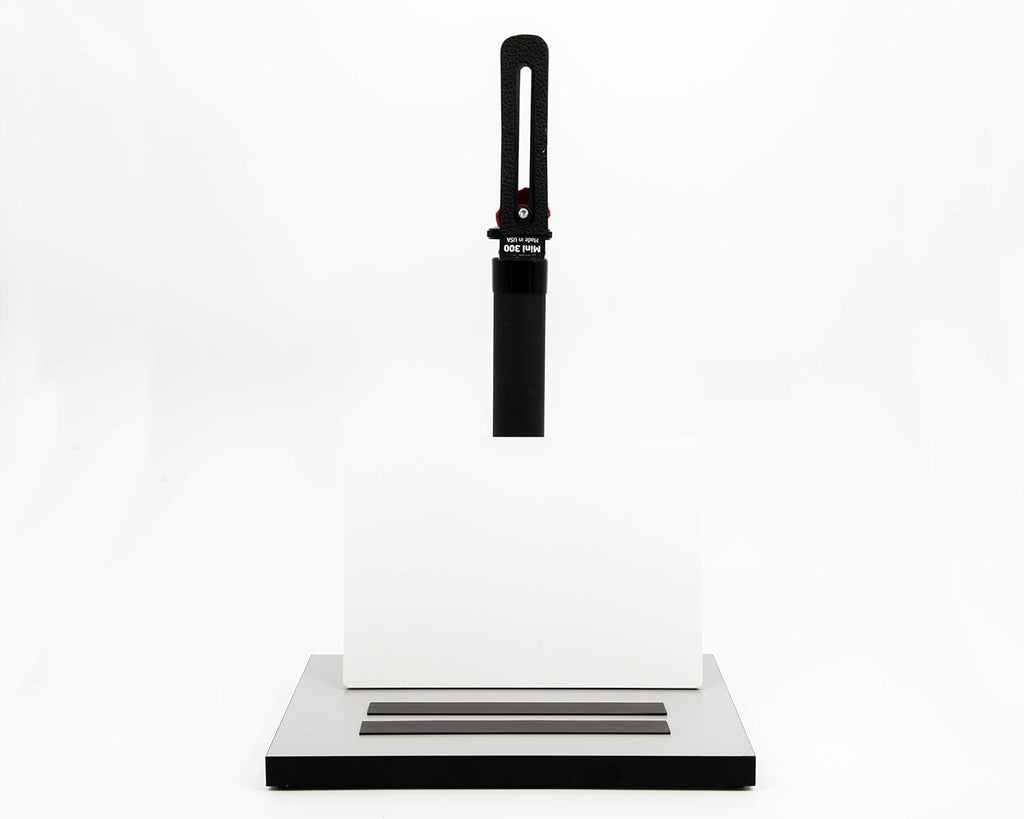 Compact Tool for Digitizing Documents and Photos Y74432