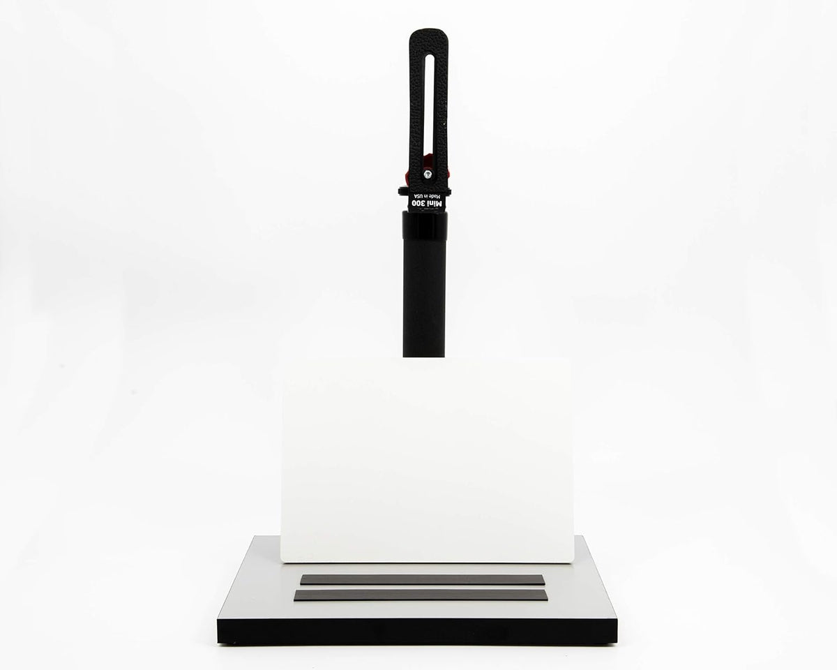 Compact Tool for Digitizing Documents and Photos Y74432