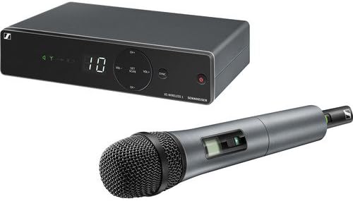 UHF Vocal Set with e835 Dynamic Microphone and Microphone Accessory Kit U741796