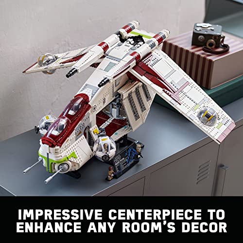 Republic Gunship 75309 UCS Display Model Building Kit C105964