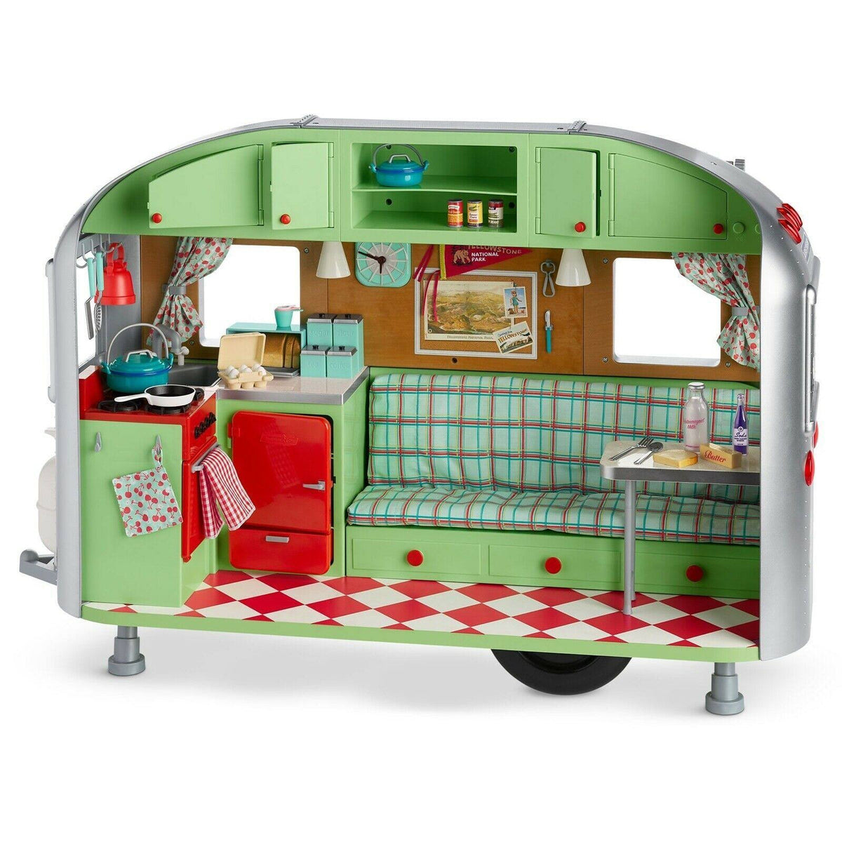 Airstream Travel Trailer for 18x22 Dolls L700