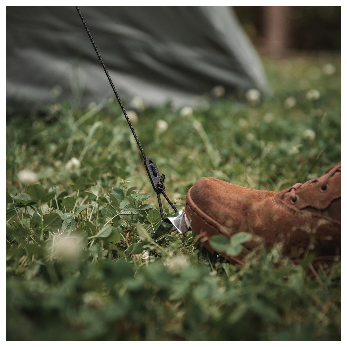 Portable Hub Tent, 4-Person, Alpine Green D136956