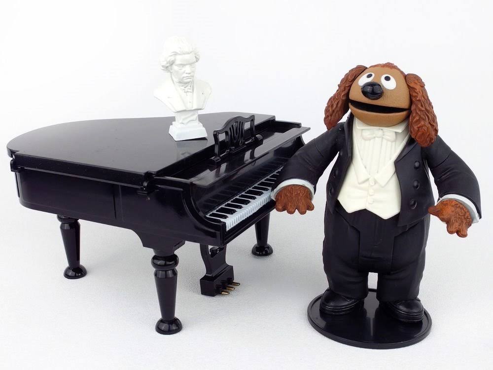 Rowlf The Dog with Baby Grand Piano Action Figure F70894